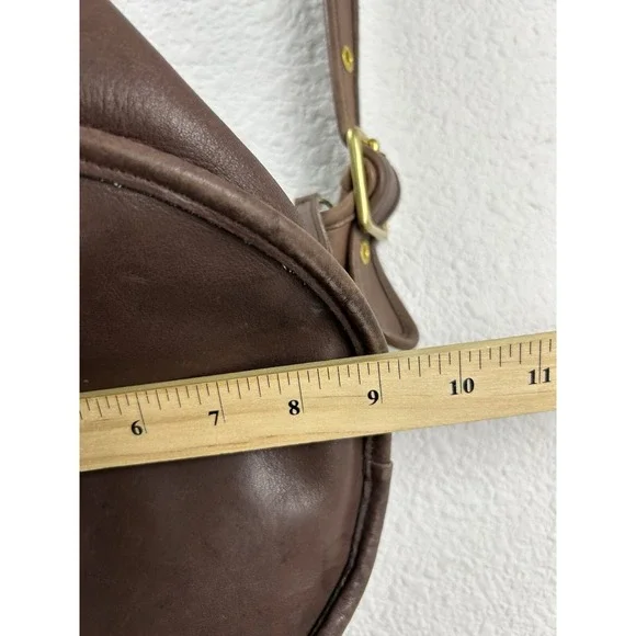 Vintage Coach Duffle Sac Bucket 9028 Brown Leather Shoulder Bag Purse USA Made - Picture 6 of 13